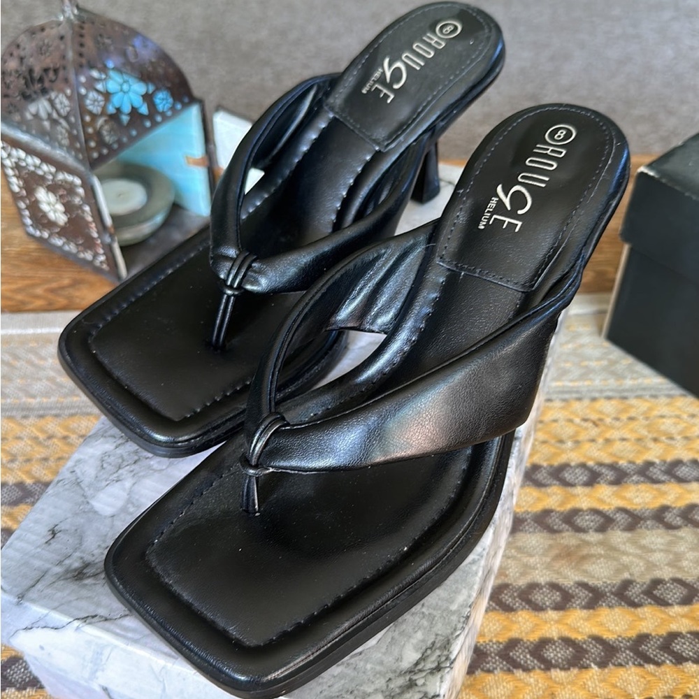 Heeled sandals